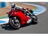 ducati-1199-panigale-riding-the-dream_td_27571