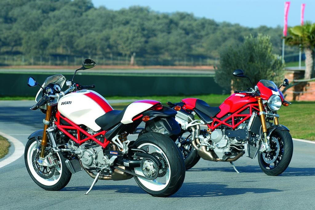 Ducati Monster S4Rs: Terrifiante