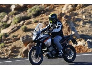 ktm-1190-adventure-a-toute-vitesse-ktm-1190-advent_fi_31831-1