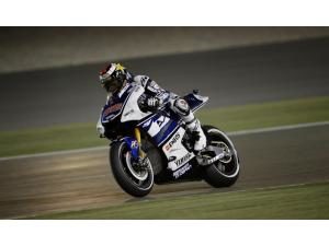 motogp-2012-lorenzo-remporte-le-grand-prix-du-qata_fi_9816073-1